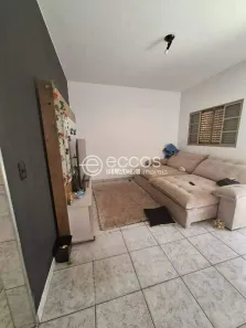 Casa com 3 Quartos à venda, 201m² no Tubalina, Uberlândia