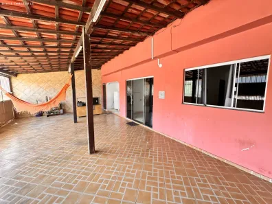 Casa com 3 Quartos à venda, 150m² no Santa Maria, Brasília