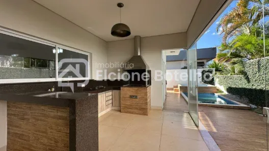 Casa de Condomínio com 3 Quartos para alugar, 236m² no Nova Uberlândia, Uberlândia