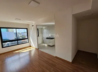 Apartamento com 2 Quartos para alugar, 62m² no Azenha, Porto Alegre