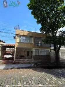Casa com 5 Quartos à venda, 294m² no Centro, Resende