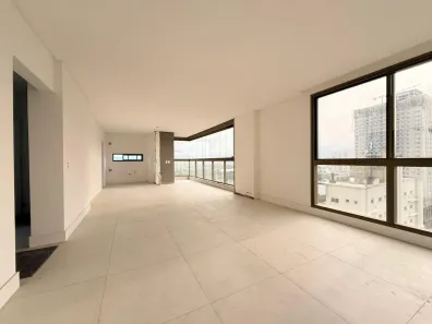 Apartamento com 3 Quartos à venda, 135m² no Meia Praia, Itapema