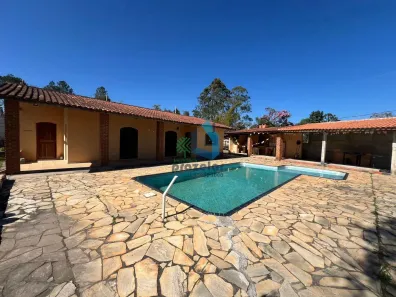 Fazenda/Sítio com 3 Quartos à venda, 1450m² no Dona Catarina, Mairinque