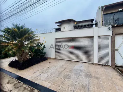 Casa com 4 Quartos à venda, 248m² no Residencial Parque Oeste, Goiânia