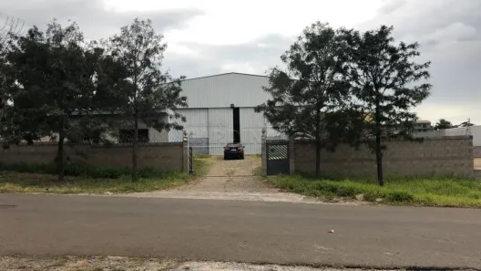 Galpão/Depósito/Armazém à venda, 580m² no CEAT, São Carlos