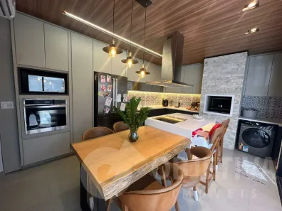Casa de Condomínio com 4 Quartos à venda, 140m² no Bosque dos Buritis, Uberlândia