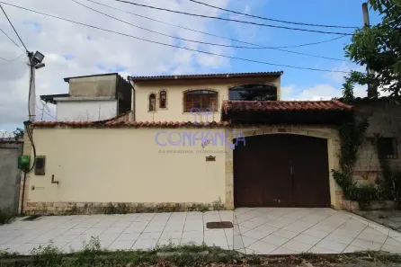 Casa com 3 Quartos para venda ou aluguel, 334m² no Campo Grande, Rio de Janeiro