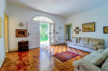 Casa com 2 Quartos à venda, 200m² no Jardim Europa, São Paulo