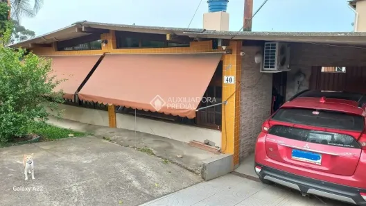 Casa com 3 Quartos à venda, 300m² no Rubem Berta, Porto Alegre