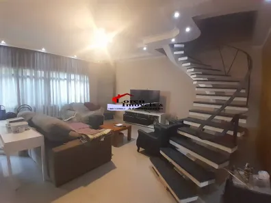 Sobrado com 3 Quartos à venda, 356m² no Vila Valença, São Vicente