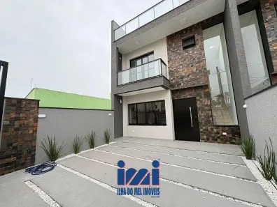 Sobrado com 3 Quartos à venda, 187m² no , Pontal do Paraná