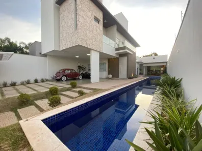 Casa com 4 Quartos à venda, 282m² no Jardim Inconfidência, Uberlândia