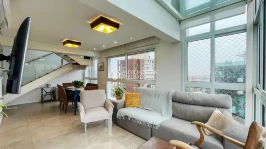 Apartamento com 2 Quartos para alugar, 210m² no Petrópolis, Porto Alegre
