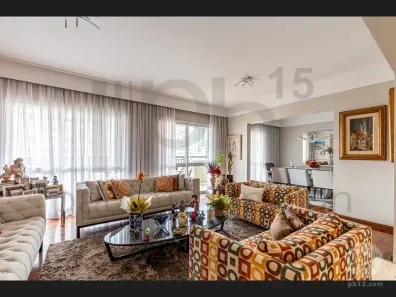 Apartamento com 4 Quartos para alugar, 222m² no Vila Uberabinha, São Paulo