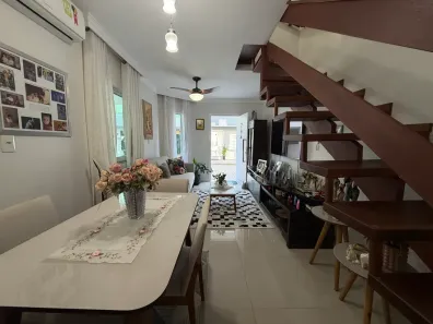 Sobrado com 2 Quartos à venda, 86m² no Barra, Balneário Camboriú