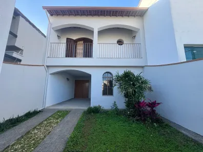 Sobrado com 3 Quartos para alugar, 200m² no Vila Oliveira, Mogi das Cruzes