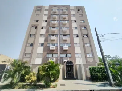 Apartamento com 3 Quartos para alugar, 69m² no Zona 07, Maringá