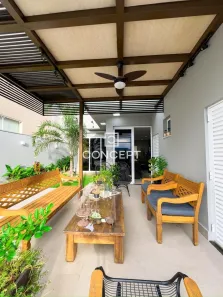 Casa de Condomínio com 4 Quartos à venda, 241m² no Ribeirão do Lipa, Cuiabá