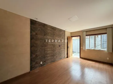 Casa com 2 Quartos à venda, 80m² no Vale do Paraíso, Teresópolis