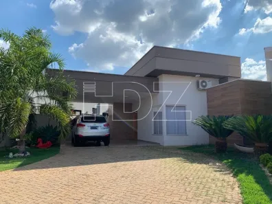 Casa de Condomínio com 3 Quartos à venda, 210m² no Jardim Marivan, Araraquara