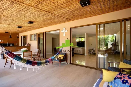 Casa de Condomínio com 4 Quartos à venda, 380m² no Pituaçu, Salvador