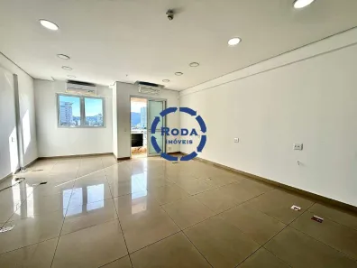 Sala Comercial à venda, 45m² no Vila Mathias, Santos