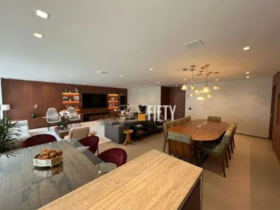 Apartamento com 4 Quartos à venda, 250m² no Cidade Monções, São Paulo