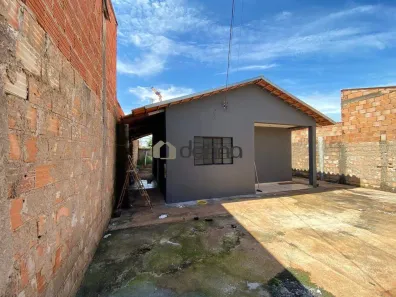 Casa com 2 Quartos à venda, 63m² no Jardim Itália, Uberaba