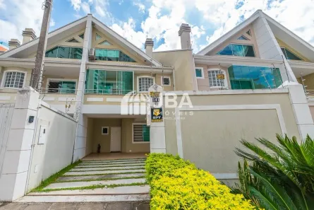 Sobrado com 3 Quartos à venda, 240m² no Cristo Rei, Curitiba