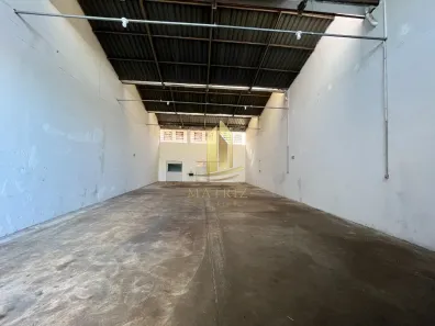 Galpão/Depósito/Armazém para alugar, 200m² no Estação, Franca