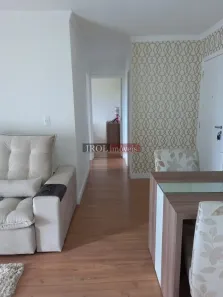 Apartamento com 2 Quartos para alugar, 56m² no Espinheiros, Itajaí