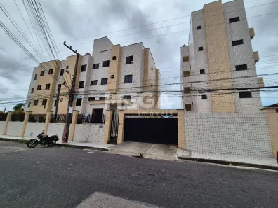Apartamento com 2 Quartos para alugar, 99m² no Parque Araxá, Fortaleza