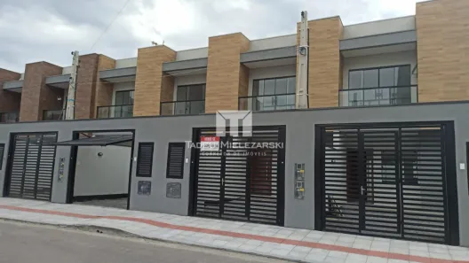 Sobrado com 2 Quartos à venda, 96m² no Alto Perequê, Porto Belo