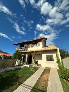 Casa com 3 Quartos à venda, 218m² no Armação do Pântano do Sul, Florianópolis