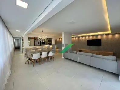 Cobertura com 5 Quartos para alugar, 249m² no Centro, Balneário Camboriú