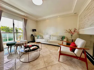 Sobrado com 3 Quartos à venda, 240m² no Vila Guiomar, Santo André