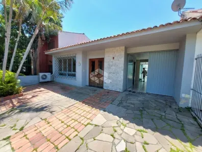 Casa com 3 Quartos à venda, 150m² no Espírito Santo, Porto Alegre