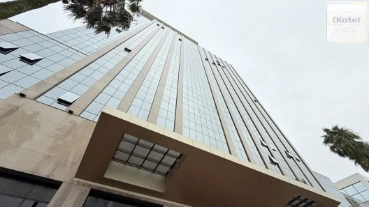 Sala Comercial à venda, 64m² no Praia de Belas, Porto Alegre