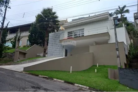 Casa de Condomínio com 3 Quartos à venda, 246m² no Jardim Imperial, Arujá