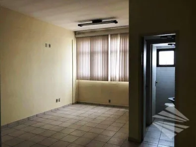 Sala Comercial à venda, 32m² no Centro, Taubaté