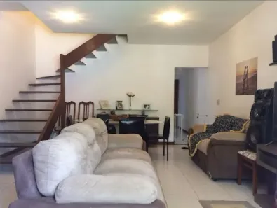 Casa com 3 Quartos à venda, 100m² no Itaipu, Niterói