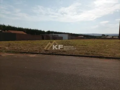 à venda, 325m² no Centro, Luís Antônio