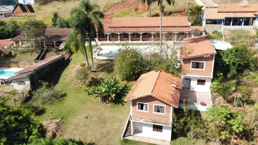 Fazenda/Sítio com 6 Quartos à venda, 700m² no , Pinhalzinho