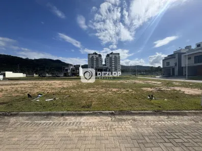 Lote/Terreno à venda, 150m² no Beira Rio, Biguaçu
