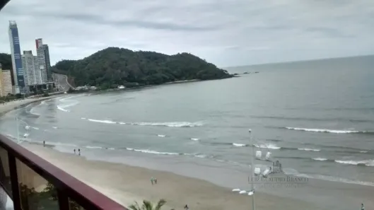 Apartamento com 3 Quartos para alugar, 115m² no Centro, Balneário Camboriú