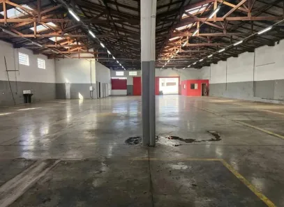 Galpão/Depósito/Armazém para alugar, 1000m² no Portuguesa, Londrina