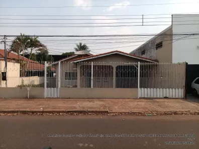 Casa com 3 Quartos à venda, 220m² no Marajoara, Várzea Grande