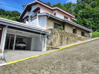 Casa de Condomínio com 5 Quartos à venda, 285m² no Córrego Grande, Florianópolis