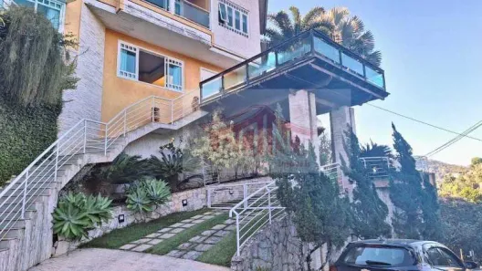 Casa de Condomínio com 4 Quartos à venda, 280m² no Badu, Niterói