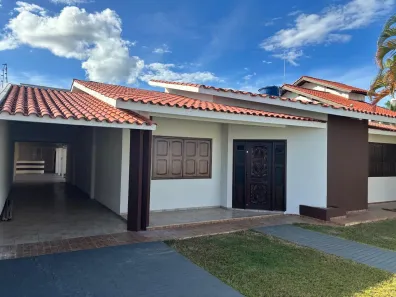Casa com 4 Quartos à venda, 266m² no Jardim Riva, Primavera do Leste